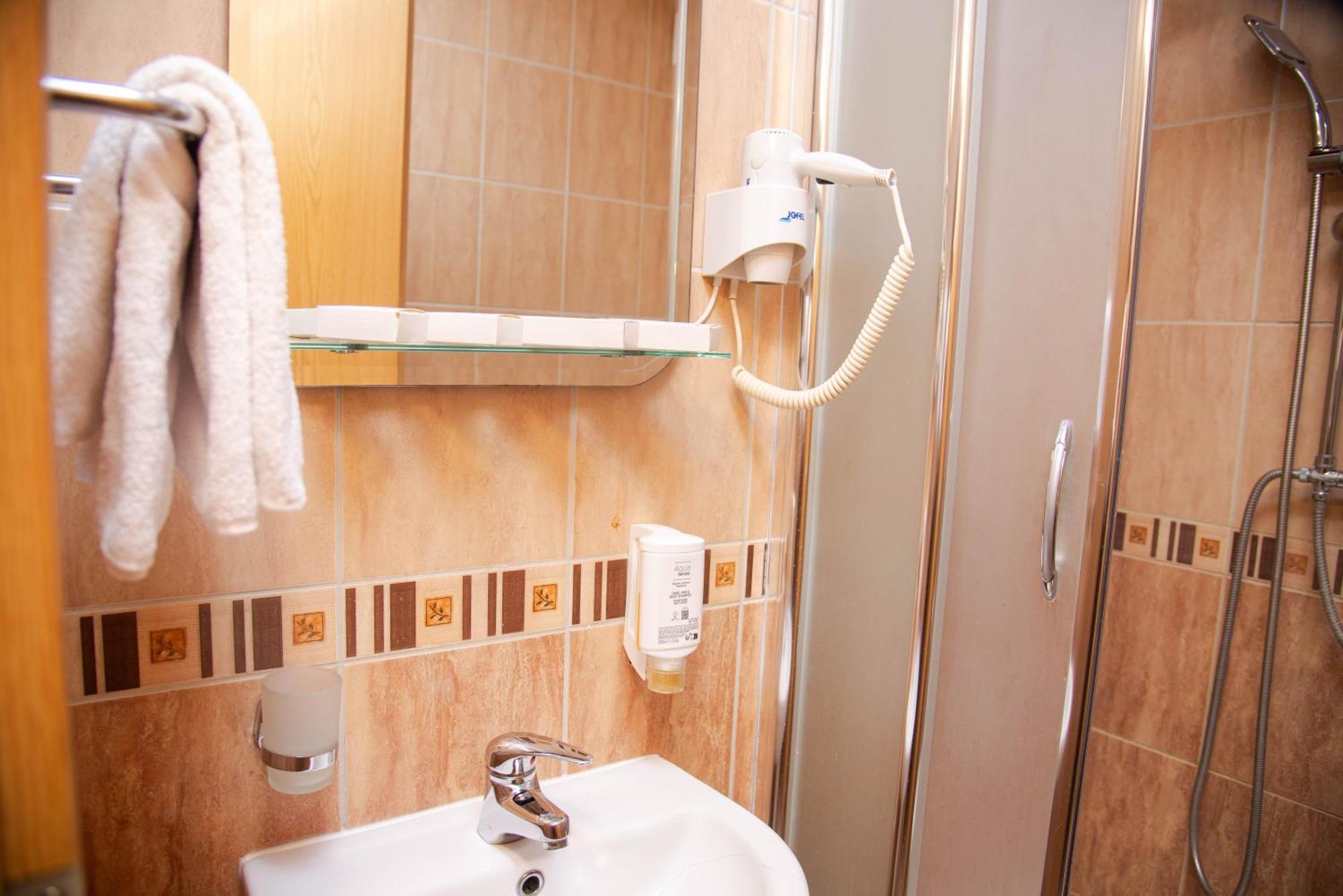 Hotel Dvor Bijelo Polje Exteriér fotografie