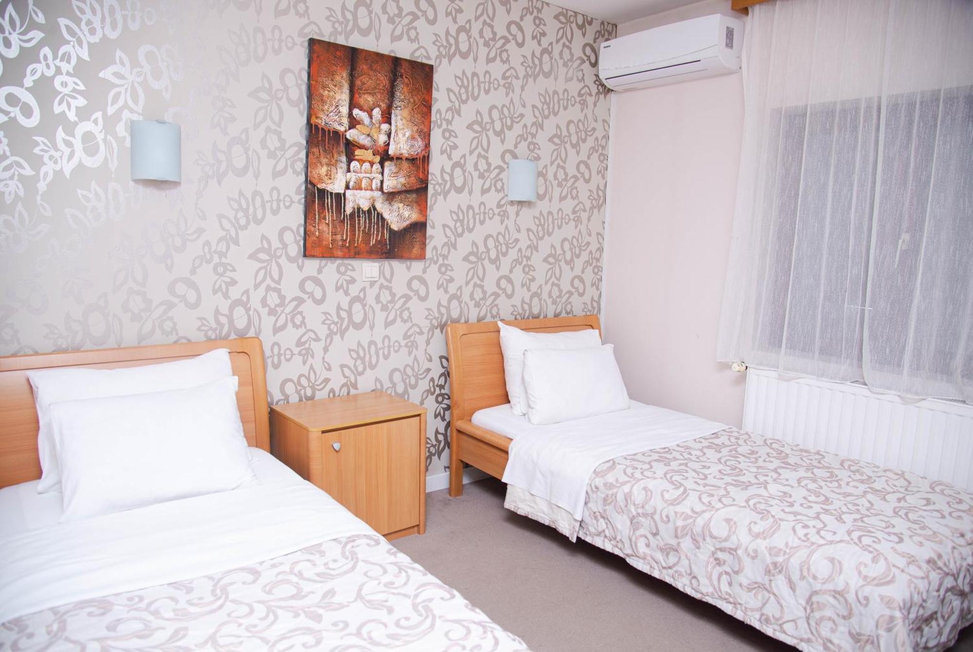 Hotel Dvor Bijelo Polje Exteriér fotografie