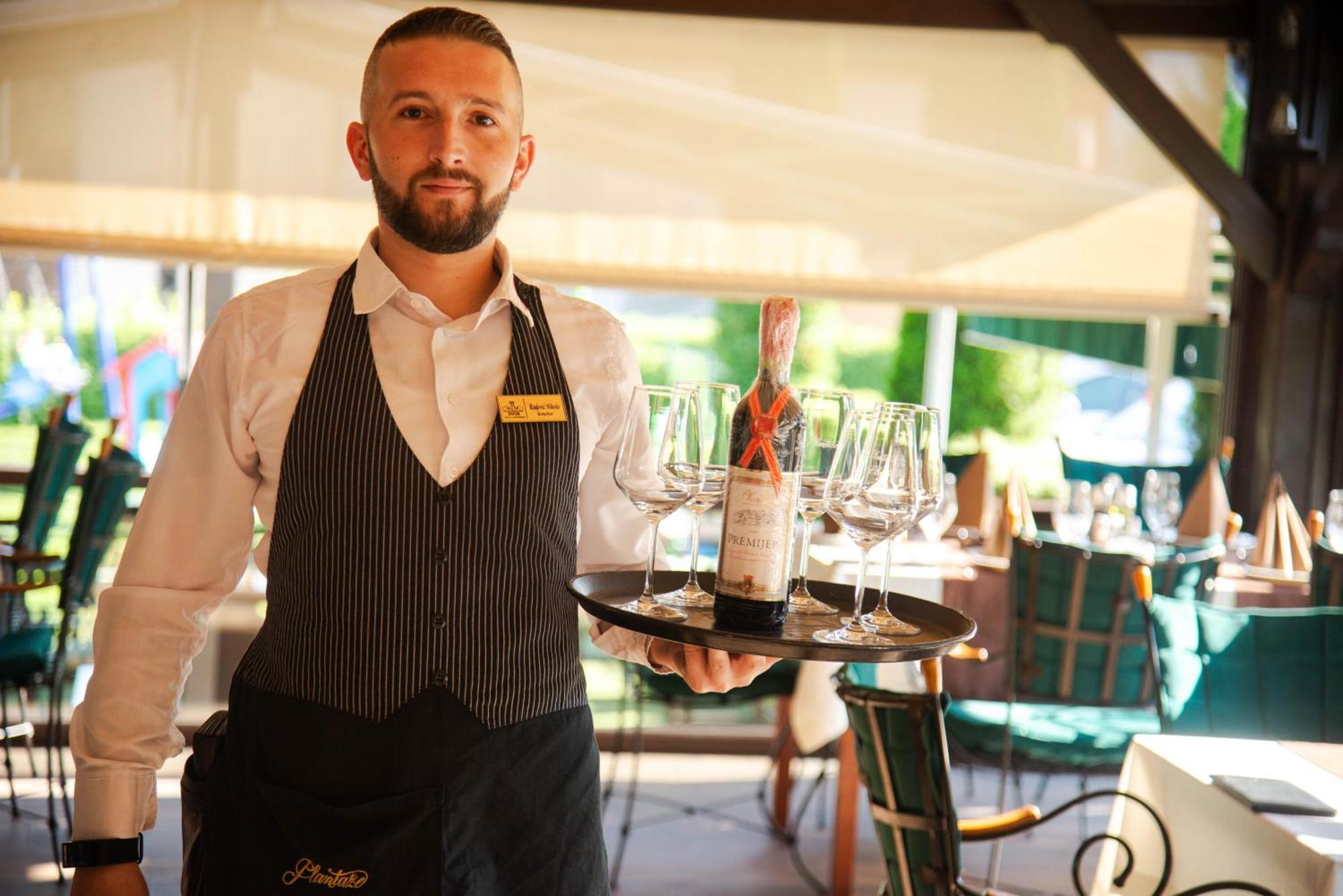Hotel Dvor Bijelo Polje Exteriér fotografie